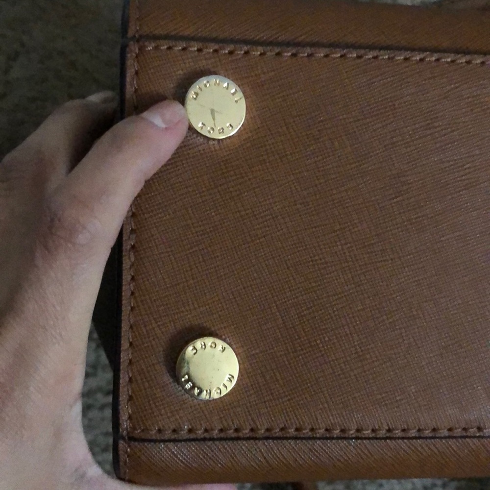 Michael kors bag and wallet - Picture 7 of 16